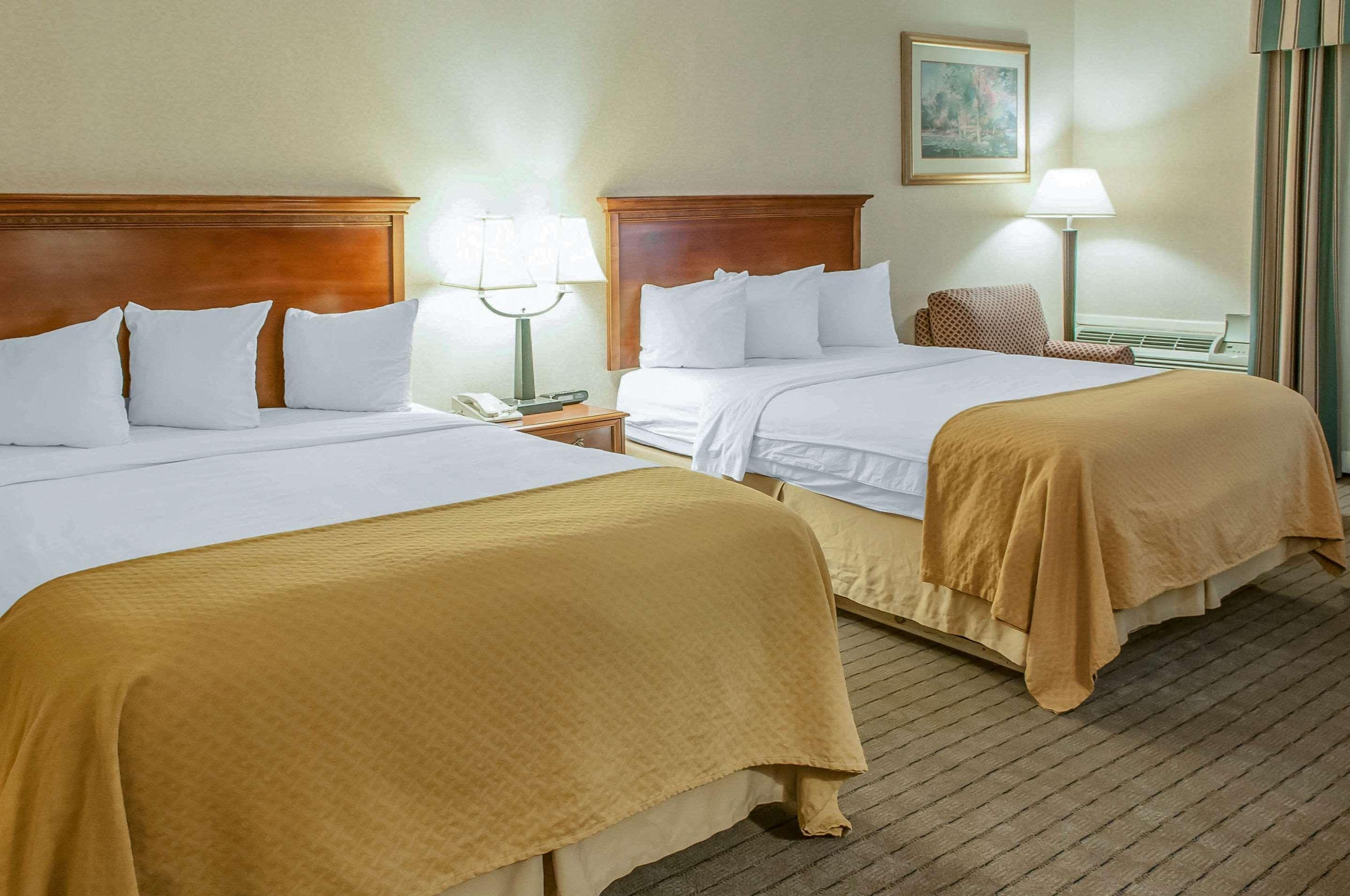 Quality Inn & Suites Grants - I-40 Buitenkant foto