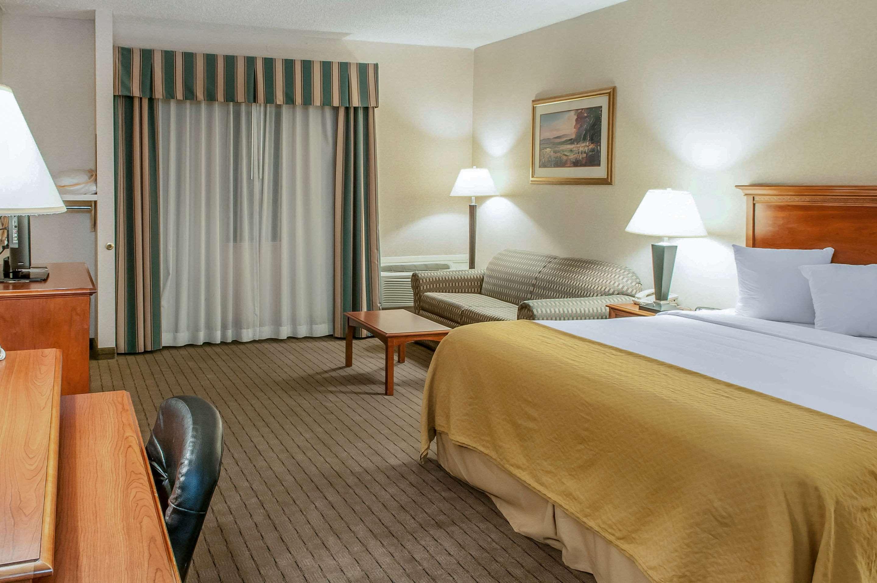 Quality Inn & Suites Grants - I-40 Buitenkant foto
