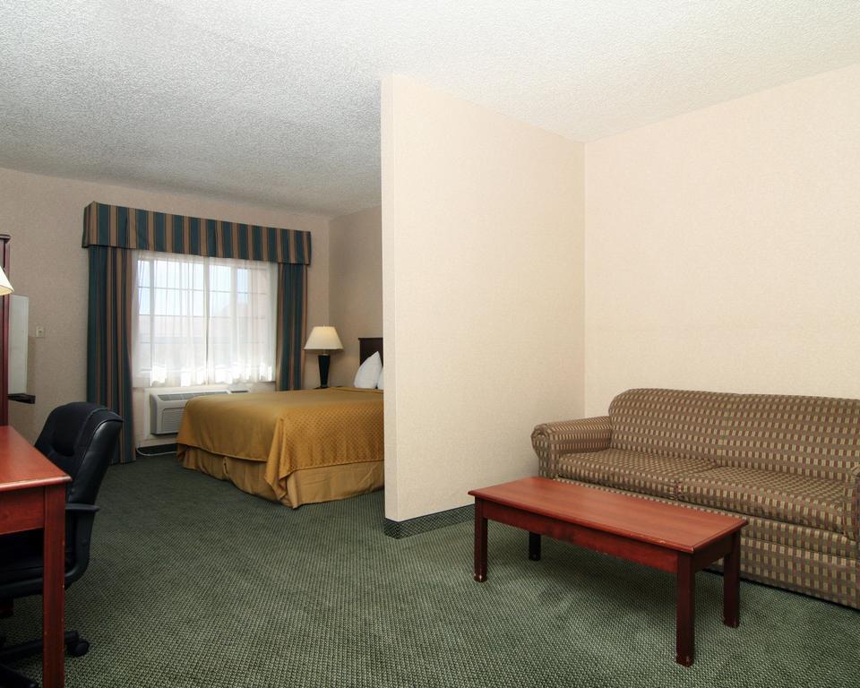 Quality Inn & Suites Grants - I-40 Buitenkant foto