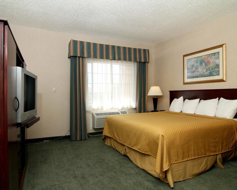 Quality Inn & Suites Grants - I-40 Buitenkant foto