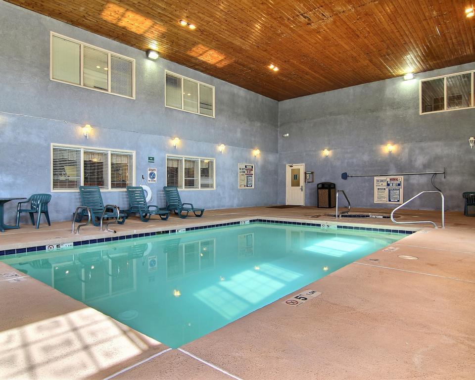 Quality Inn & Suites Grants - I-40 Buitenkant foto
