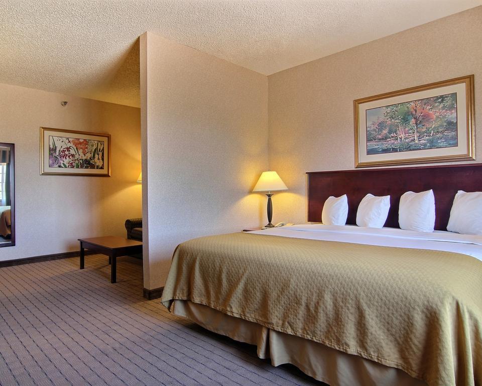 Quality Inn & Suites Grants - I-40 Buitenkant foto