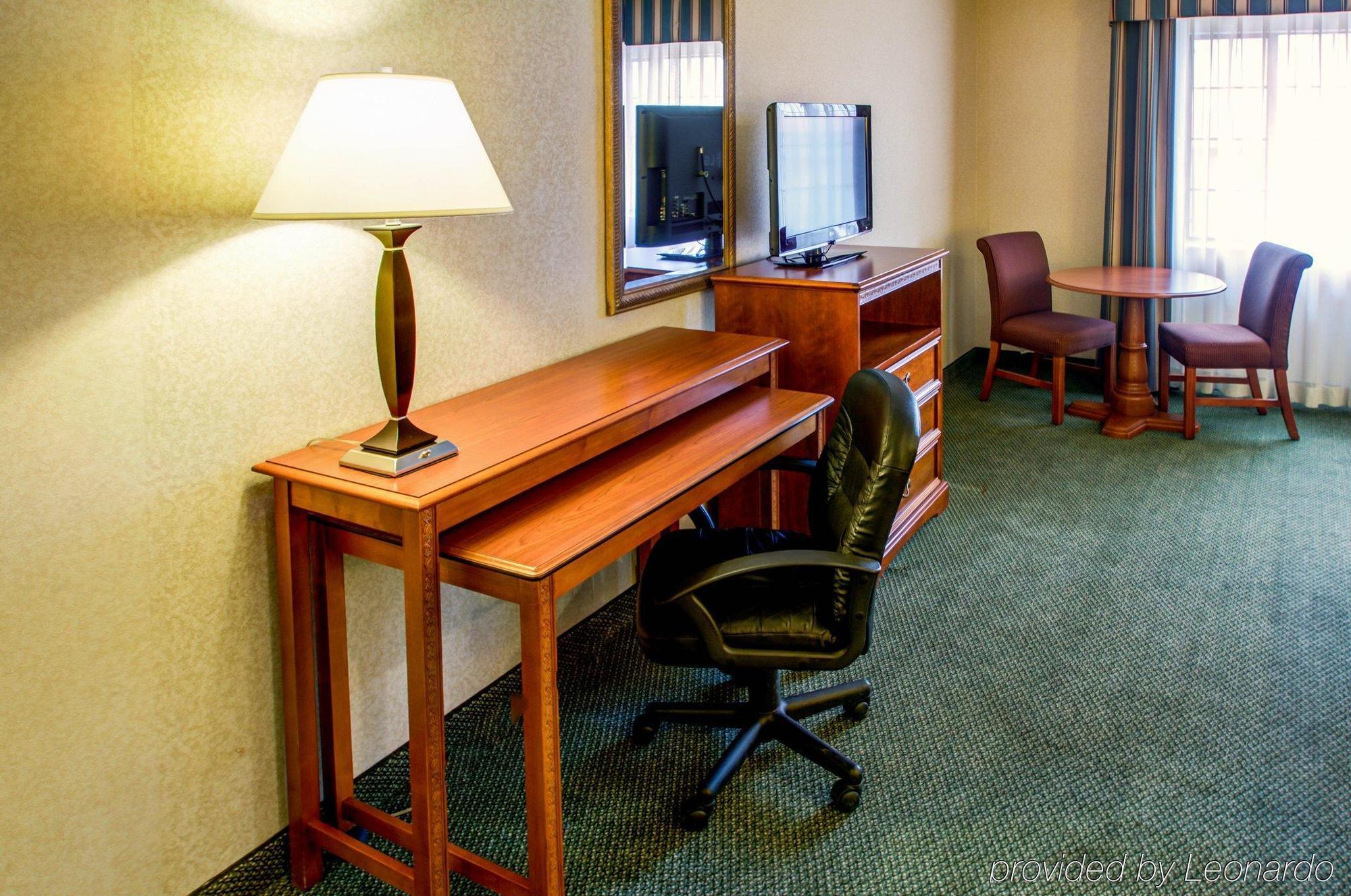 Quality Inn & Suites Grants - I-40 Buitenkant foto