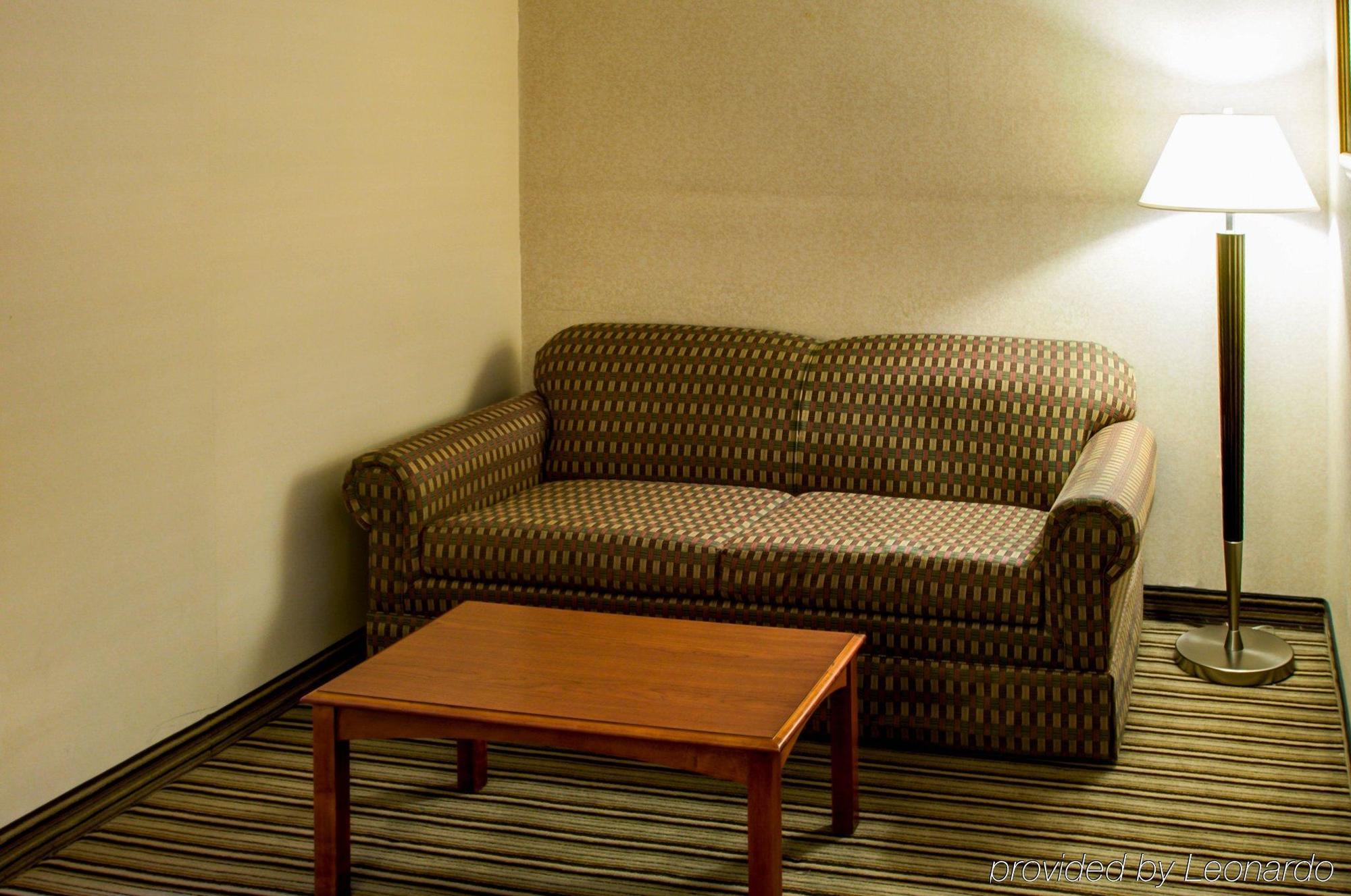 Quality Inn & Suites Grants - I-40 Buitenkant foto